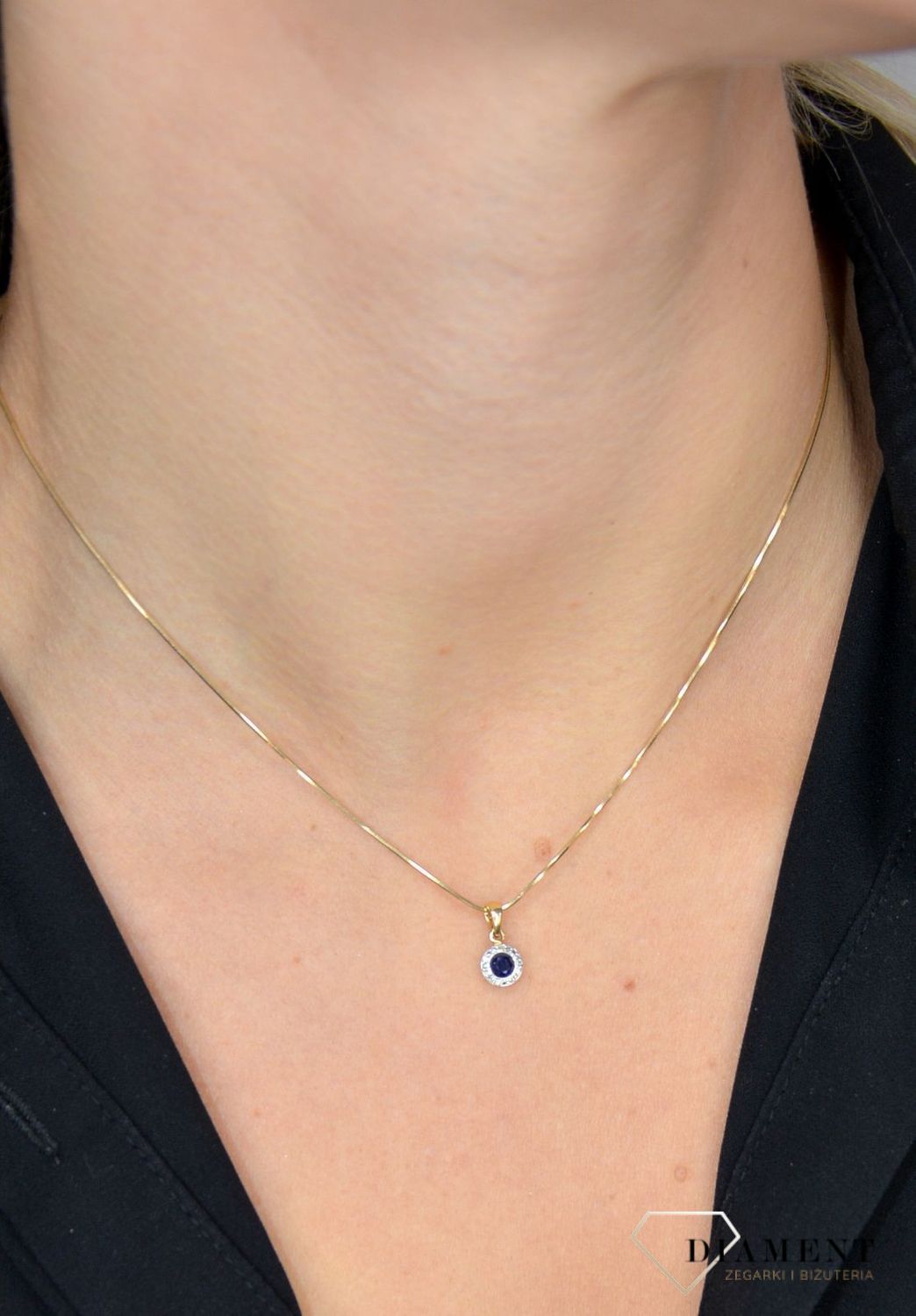 Złota zawieszka DIAMENT 585 okrągła szafir, diamenty P 330SAP Y.jpg